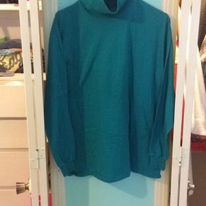 cross creek turtle neck long sleeved shirt